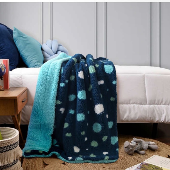 Life Comfort Kids Ultimate Sherpa Fleece Throw - Picture 4 of 5